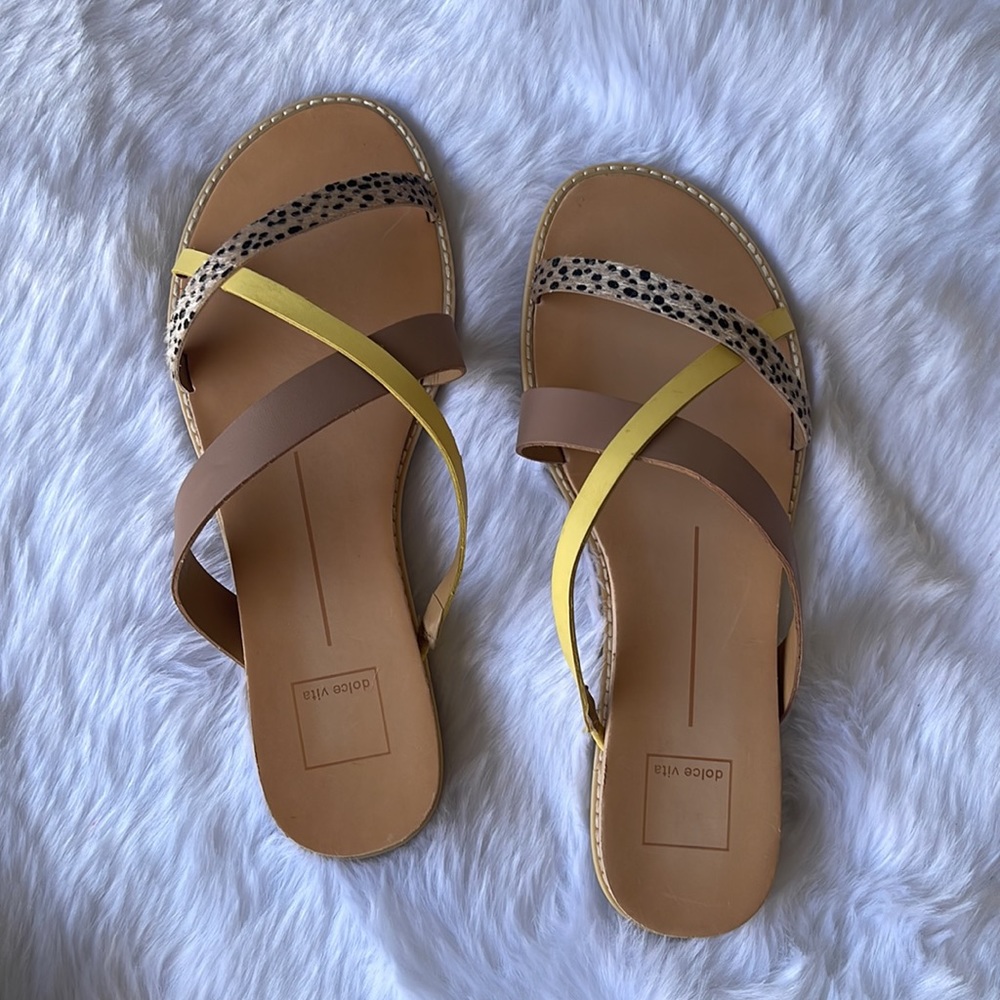 Brand New, Dolce Vita Sandal